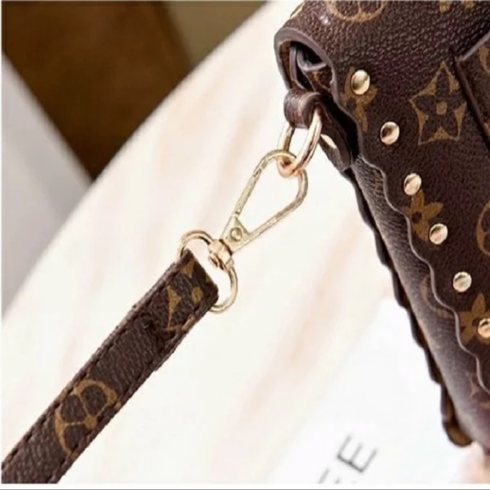 Crossbody purse with coin bag
